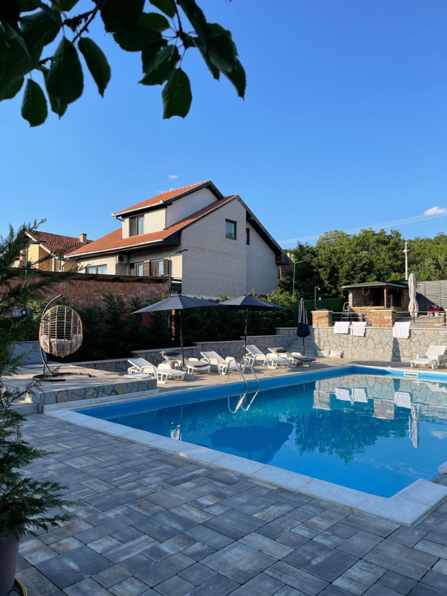 Vila Belilo Sremski Karlovci Exterior foto